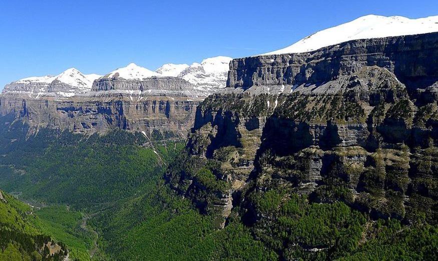 Belsierre Casa Pirinea Ordesa旅馆 外观 照片